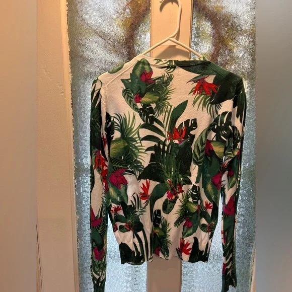 Lord & Taylor Green Leaf Print Sweater M 100% Cotton - Picture 2 of 4